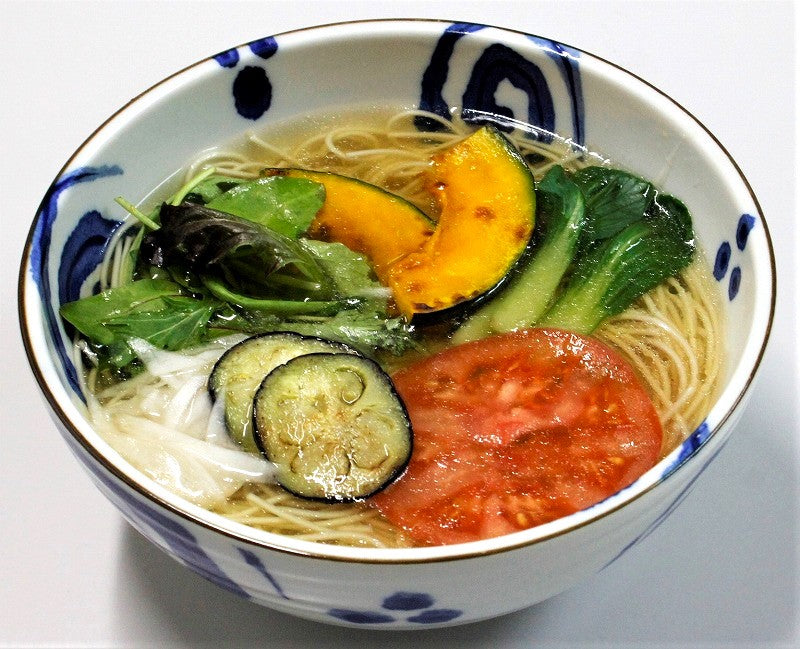 Kurata Shokuhin - Fideos de sal de vegetal ramen y yuzu 236g